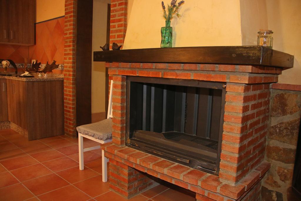 Casa Rural Sierra De Coripe Exteriör bild